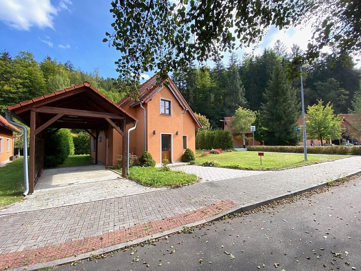 Prodej rodinného domu 140 m², pozemek 528 m²